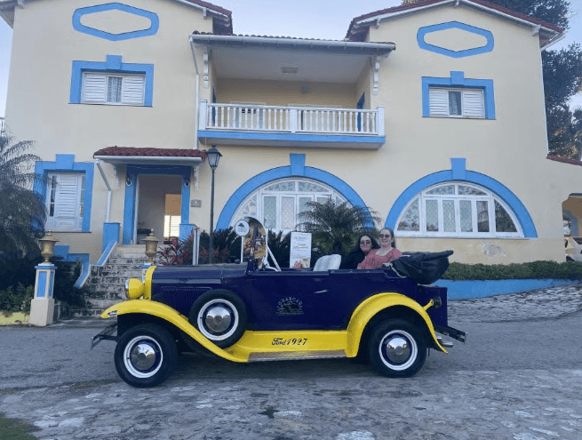 Varadero Private Classic Car Tour — Guided tour and outdoor activity