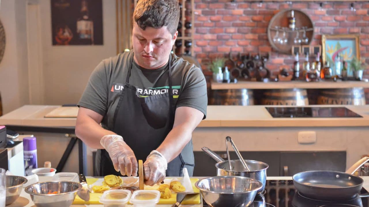 Punta Cana: 'Chillo al Coco' Cooking Lesson with Transfer — Guided tour and outdoor activity