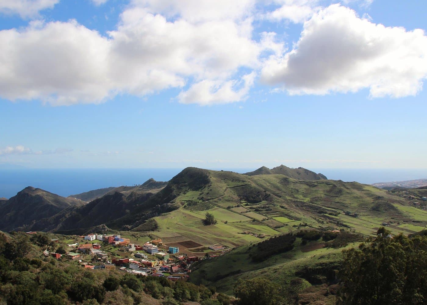 Full day tour visiting Santa Cruz, La Laguna and Anaga — Guided tour and outdoor activity