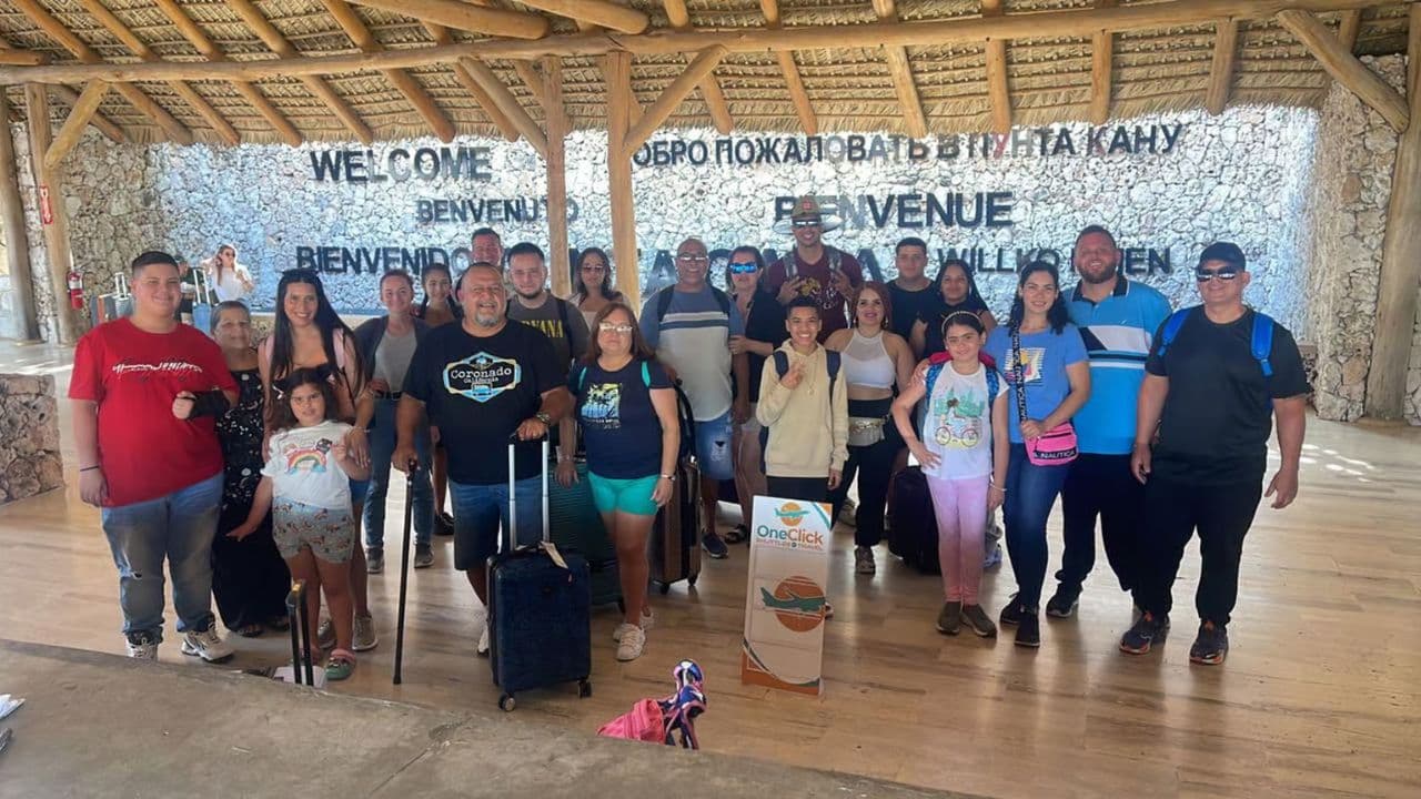 Private Transfer Secrets Royal Beach to Punta Cana Airport — Guided tour and outdoor activity