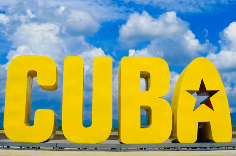 Guided Tour of Santiago de Cuba — Guided tour and outdoor activity